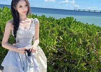 丽柜 – 钟晴黑色文艺写真，优雅美图下载，完美呈现她的独特风格！.txt