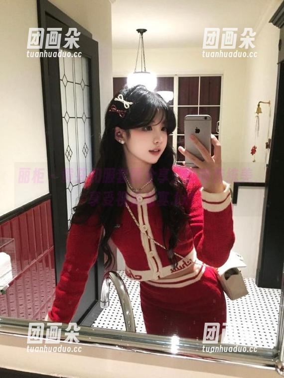 丽柜 - 黄芬和服套图分享：品味传统美，享受视觉盛宴.txt