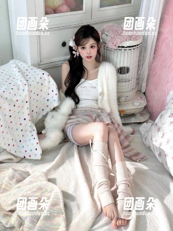 余多多Dudu 看完余多多Dudu的旗袍全集原图,瞬间觉得自己的一切都很贫穷!.txt