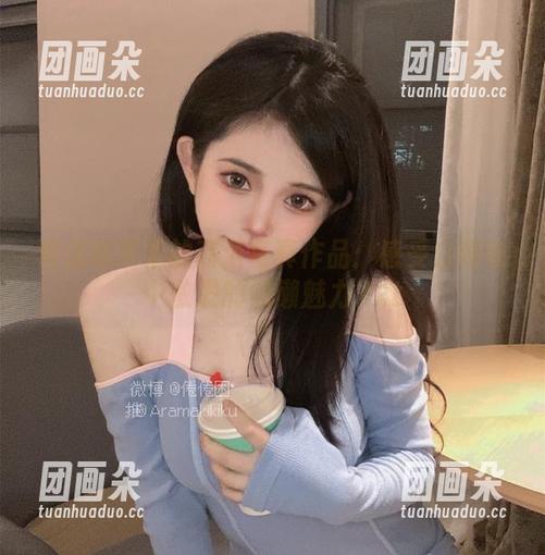 倦倦喵带来的高清写真作品：感受白睡衣中散发的慵懒魅力.txt