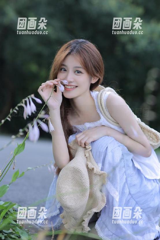 兔玩映画 走进兔玩映画的百合世界,欣赏精美原图与完美图册的奇妙之旅.txt