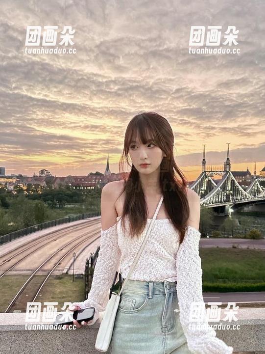 兔玩映画 无圣光风格合集:兔玩映画带你领略超温柔的蕾姆小羊.txt