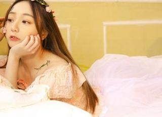 兔玩映画全新定位：白丝高跟鞋无限魅力摄影合集，快来下载，开启时尚先锋的探索之旅！.txt