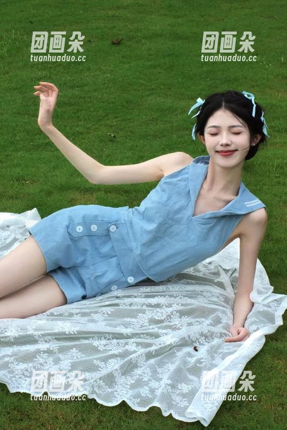 喵写真 品味高清喵写真,黑丝美足秀,感受每一寸肌肤的迷人魅力!.txt