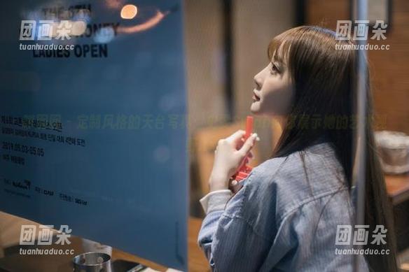 嗲囡囡-史雯Swan 嗲囡囡 - 定制风格的天台写真:史雯Swan向你展示她的艺术视野.txt