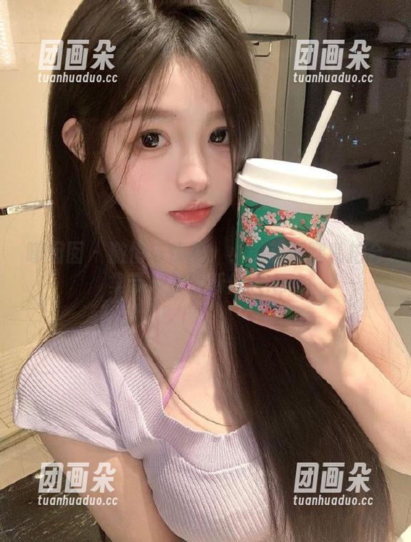 嗲囡囡-小樱花 嗲囡囡 - 激情与优雅:小樱花长腿私拍合集带来视觉新体验.txt