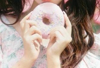 探索奈汐酱Nice的女神世界，独特无圣光图片让你驻足流连.txt