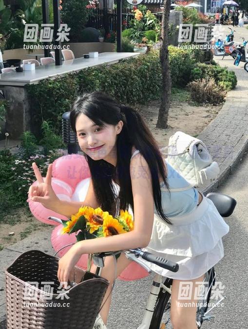 微密圈 - 奶雯黑色写真焕新登场，最新更新让你重拾潮流灵感.txt