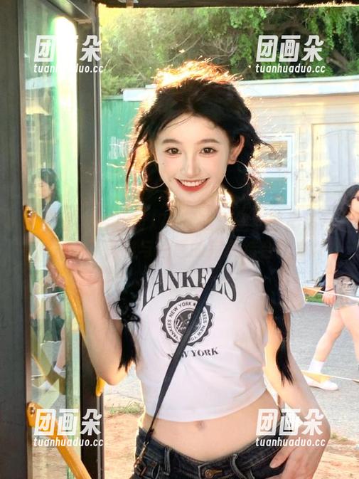 微密圈 - 宝儿茹171风衣黑丝女郎高清写真，演绎优雅与性感的完美结合！.txt