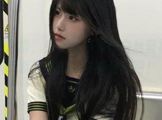 浪漫再升级，少女秩序发布白丝蓝裙少女全新写真作品集，快来更新吧！.txt