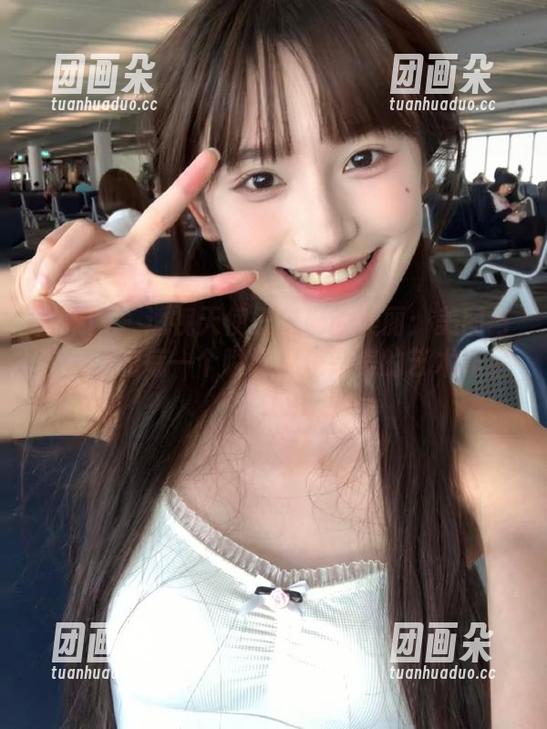 尤果网 - 透视天使王尔琳的美丽：美图与照片中的每一个瞬间都是完美的艺术作品。.txt