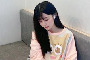 尤果网 – 王语纯毛衣写真，一键下载她的独特魅力美图.txt