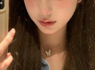 尤果网 – 一起来欣赏球球连衣裙原图合集中的绝美瞬间与个性搭配.txt