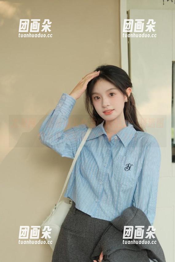 尤果网 - 感受蜜儿女友瞬间魅力：精选图包与多元写真合集推荐.txt