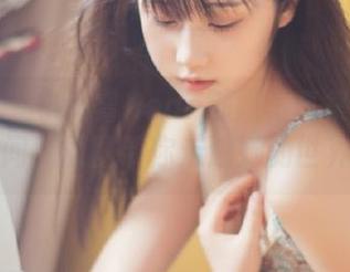 尤蜜荟 – 小海臀Rean御姐写真集中的动人瞬间，原图带你走进她的世界.txt