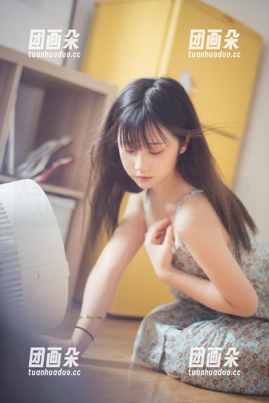 尤蜜荟 - 小海臀Rean御姐写真集中的动人瞬间，原图带你走进她的世界.txt
