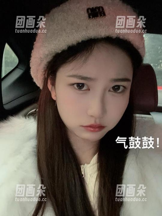 年年Nnian沐浴：高清壁纸中的自然诗篇，感受光与影的完美融合！.txt