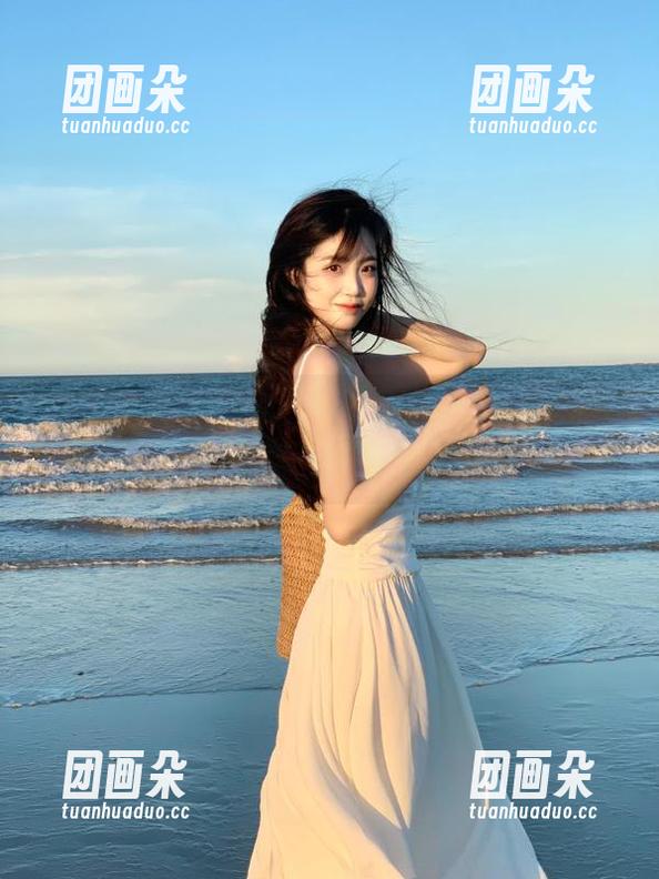 推女神 - 免费放送：AZHUA秘书写真资源，快来领取你的“眼福”大奖吧！.txt