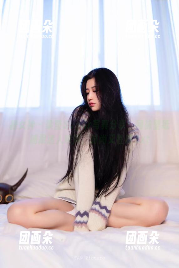 推女神 - 梁莹Sugar写真分享：网袜壁纸捕捉迷人瞬间，时尚又性感.txt