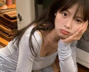 推女神 – 沈梦瑶_Gcat最新睡衣图集，写真中的每一张都令人心醉神迷.txt