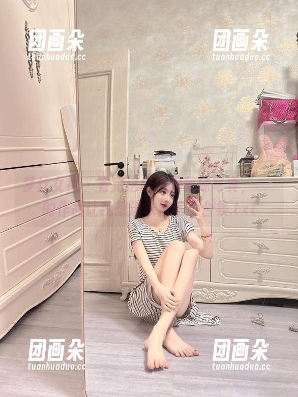 梦丝女神 - 看完这组田园萌妹写真，玥玥的作品让我想追求自然了合集.txt