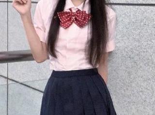 梦丝女神 – 魏婷婷夏日幻想：唯美细腻写真合集图册，演绎夏天的梦想之旅.txt