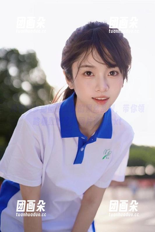 森萝财团 探索森萝财团的少女的黑丝系列,带你领略极致的写真图片资源.txt