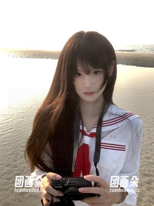模范学院 - 让人心动的美图：lingyu69黑丝资源集锦，大胆展现魅力.txt