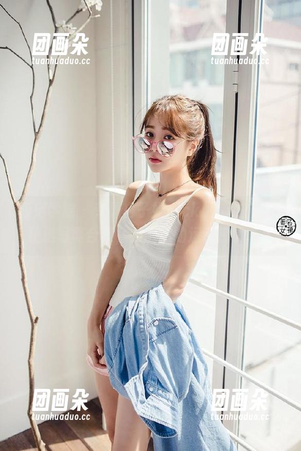 模范学院 - 专属白子嫣nicky运动魅力：精选写真合集，唤醒你的运动热情.txt