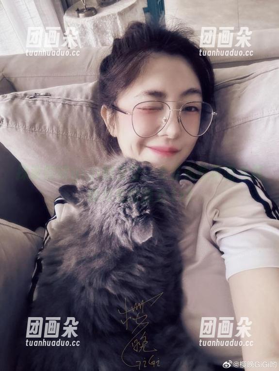 探索樱晚gigi的星空：无圣光写真图片展现月光的魅力.txt