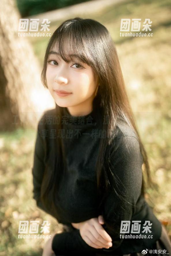 工作与生活的完美结合，浅安安的办公室套图分享呈现出不一样的职场风貌.txt