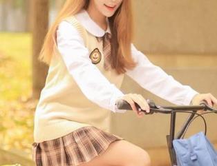 微密圈 – 最新图集更新，牛奶里的果汁学妹的美丽让人心动不已！.txt