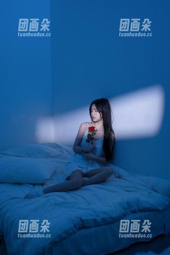 物恋传媒 - 最新佳琪女王摄影作品，图库独家呈现魅力瞬间.txt