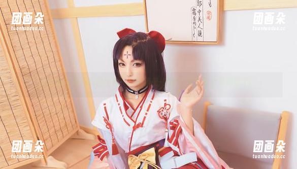 神乐坂真东 走进神乐坂真东的世界:电子相册-欲望の音写真全集揭秘.txt
