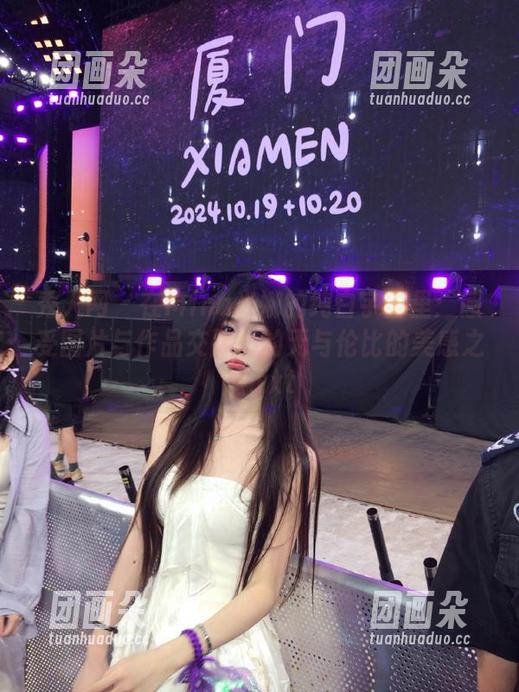 秀人网-Mina米娜 秀人网 - 在Mina米娜的纯白宇宙里:感受图片与作品交融出的无与伦比的美感之旅.txt