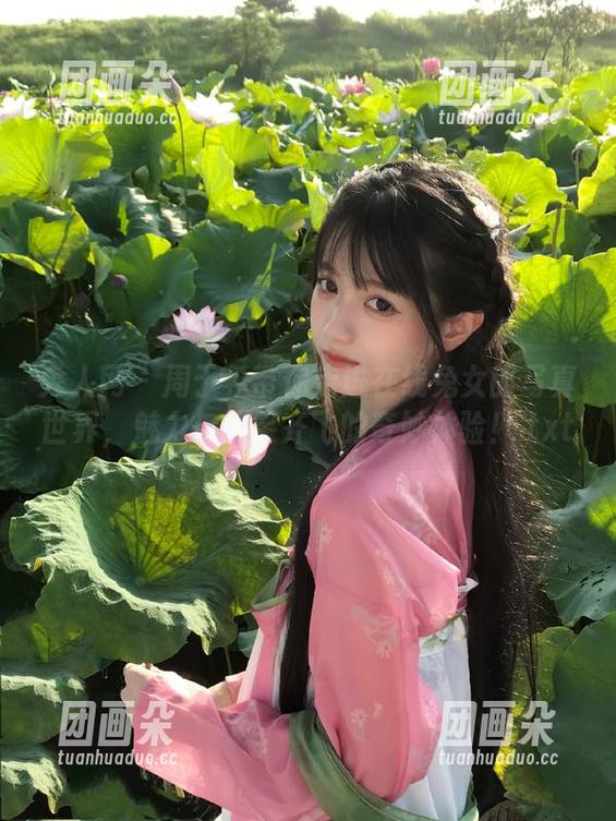 秀人网-周于希 秀人网 - 周于希带你走进在线兔女郎写真世界,魅力与搞笑齐飞的奇妙体验!.txt