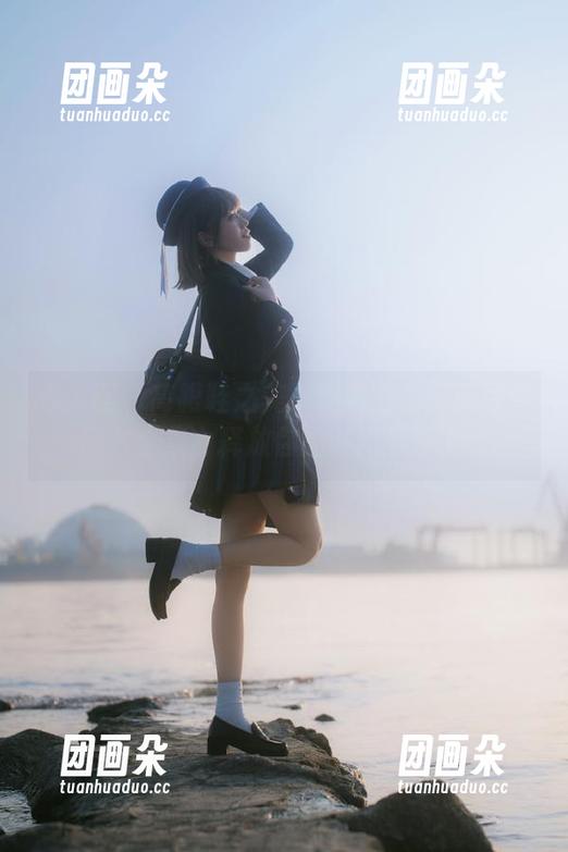 秀人网-安然 秀人网 - 高跟鞋之美:安然博主最新写真图片合集,释放你的时尚灵感.txt