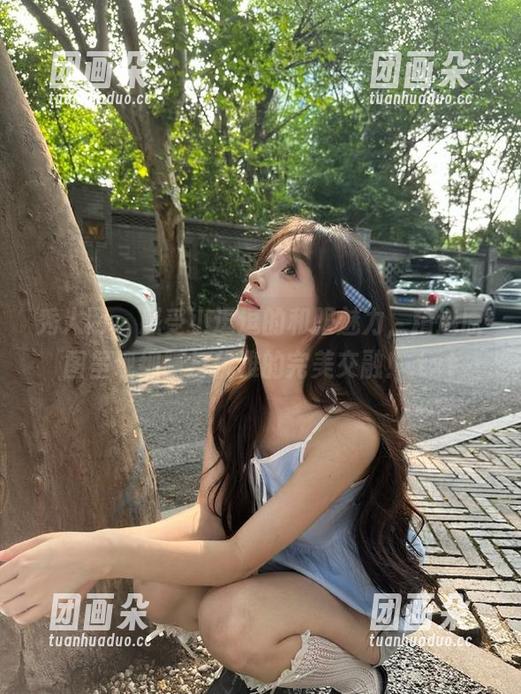 秀人网 - 感受小逗逗的和服魅力，精选原图呈现细腻与优雅的完美交融！.txt