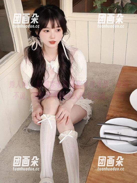 秀人网-李七喜 秀人网 - 厨娘李七喜最新写真资源,不得不说,吃的比拍的让人垂涎欲滴。.txt