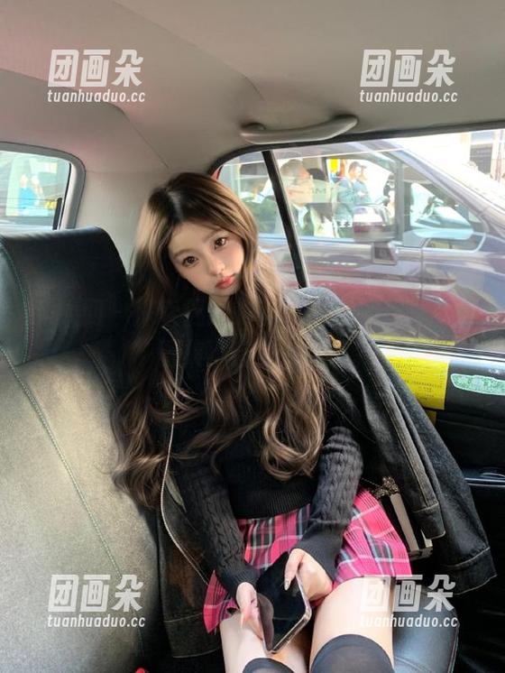 秀人网-温妮 秀人网 - 探索温妮的福利世界,精彩套装图集不容错过.txt