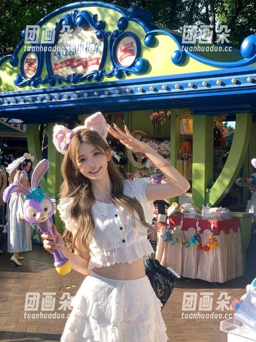 秀人网-王馨瑶Yanni 秀人网 - 王馨瑶Yanni短裙写真高清图片盛典,展现无与伦比的青春活力与风范.txt