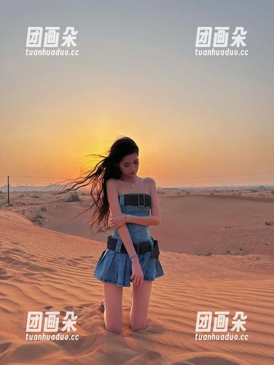 秀人网 - 与蛋蛋宝一起走进裸足写真，温暖照片传递生活美好.txt