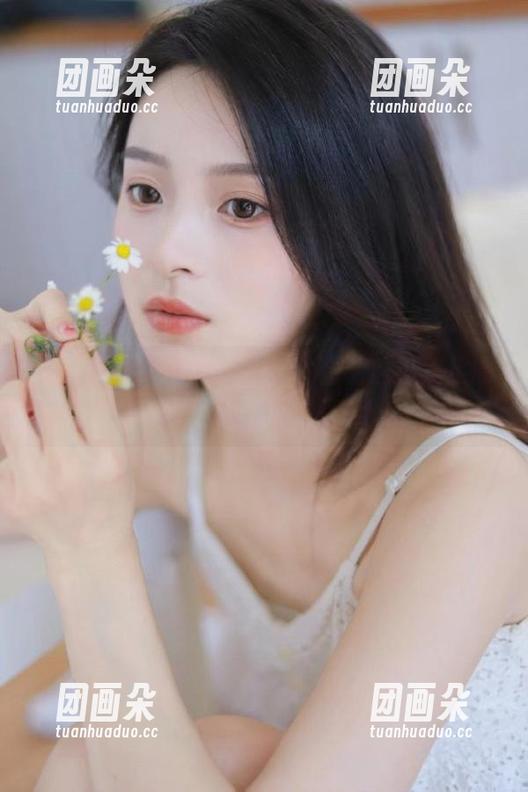 秀人网-软情 秀人网 - 软情也有无奈,看看这组美足原图套图的真实写照。.txt