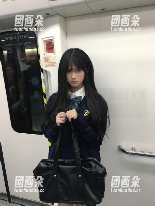 秀人网-陈小喵 秀人网 - 陈小喵的写真之旅,图册分享她独特剧情下的动人瞬间.txt
