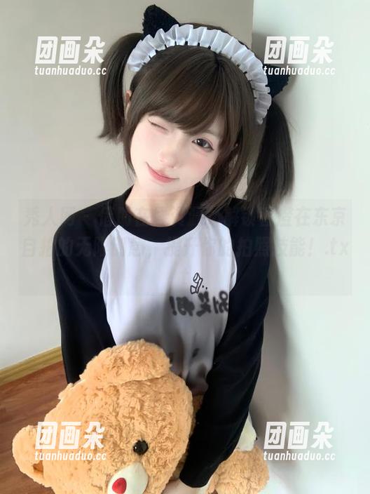 秀人网 - 借助在线资源，解锁香澄在东京自拍的无限创意，提升你的拍照技能！.txt