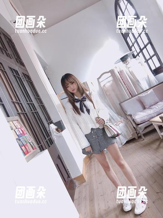 米线线sama 穿越童话世界的米线线sama:兔子女仆主题写真套图带你体验奇幻之旅.txt