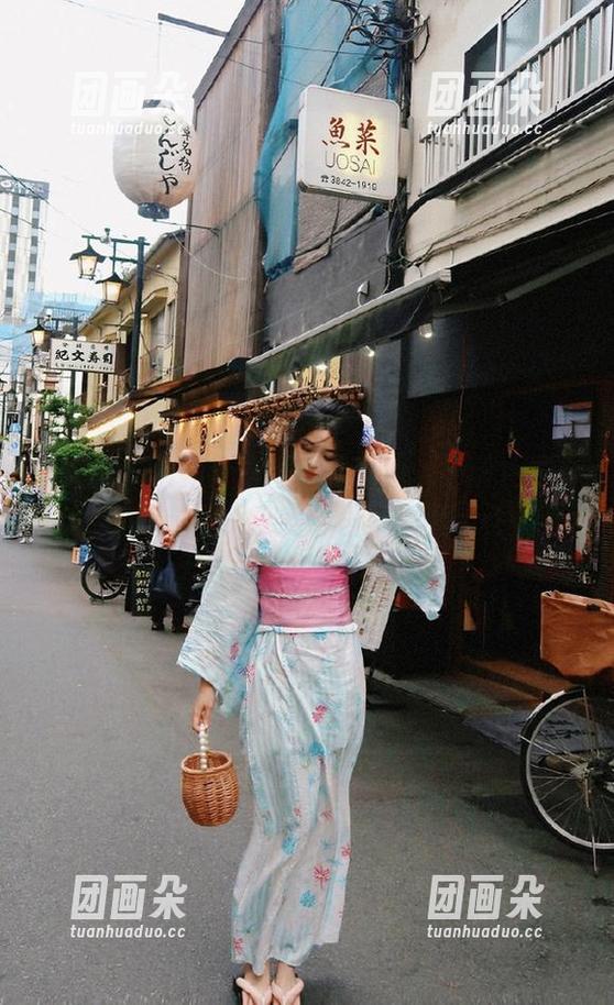 美媛馆 - 最新分享：王馨瑶yanni粉色写真，透过镜头感受春日的温柔.txt