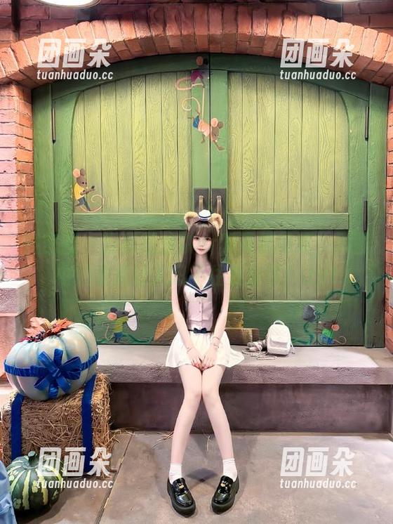 微密圈 - 探秘葱油饼er的亮黑写真，原图中的看点让人忍不住要分享！.txt