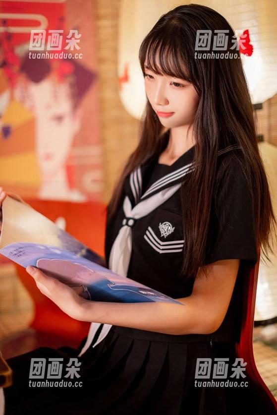 深入“西瓜少女”的连体衣写真作品合集，感受她的独特风格.txt