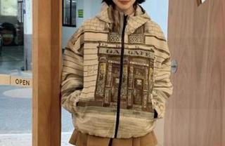 语画界 – 李丽莎的居家写真故事：全新网盘分享，带你走进她的温暖世界！.txt